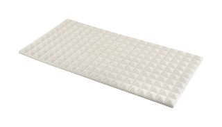 Basotect piramit levhanın sık sıralı piramit dokusu