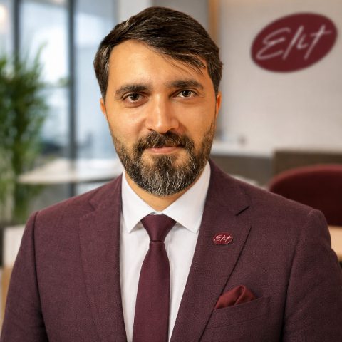 Onur, Satış Pazarlama Uzmanı