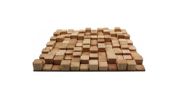 Doğal çam kütüklü akustik ahşap difüzör panel, değişken yükseklikli blok deseniyle