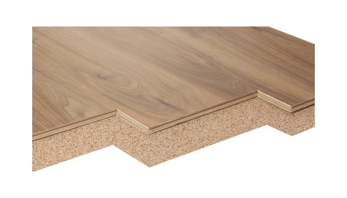 Laminat parke altında kalın mantar granül şiltenin basamak kesiti