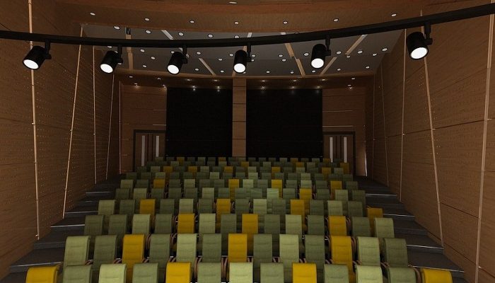 Ahşap akustik panellerle kaplı çok amaçlı salon