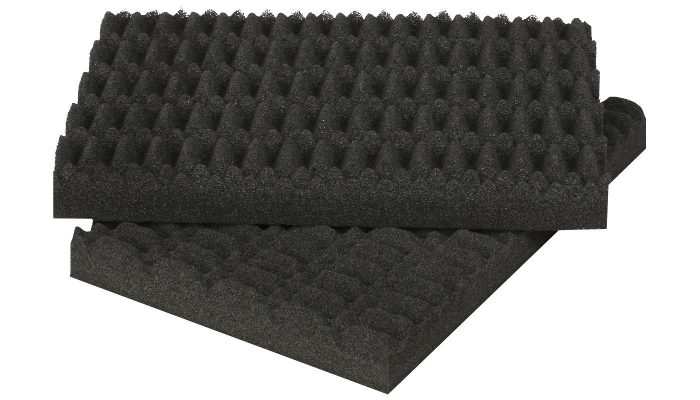 Üst üste yerleştirilmiş iki yanmaz special sünger plakası